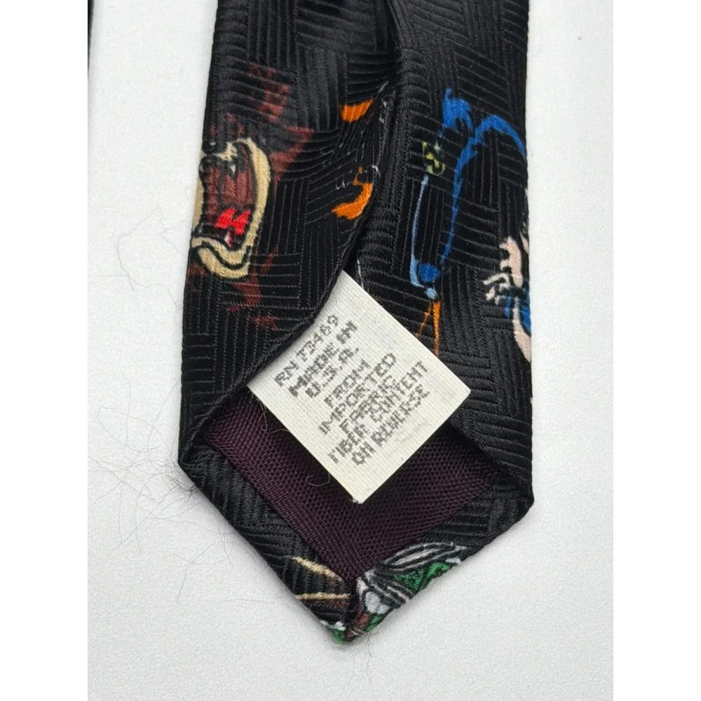 Vintage 1997 Looney‎ Tunes Stamp Collection Black Silk Feel Character Tie
